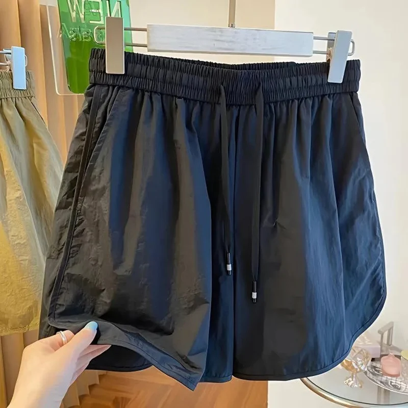 New Style Ice Silk Loose Shorts for Women Summer Slimming Plus Size Short Pants Woman High Stretch Fitness Yoga Shorts Mujer
New Style Ice Silk Loose Shorts for Women Summer Slimming Plus Size Short Pants Woman High Stretch Fitness Yoga Shorts Mujer