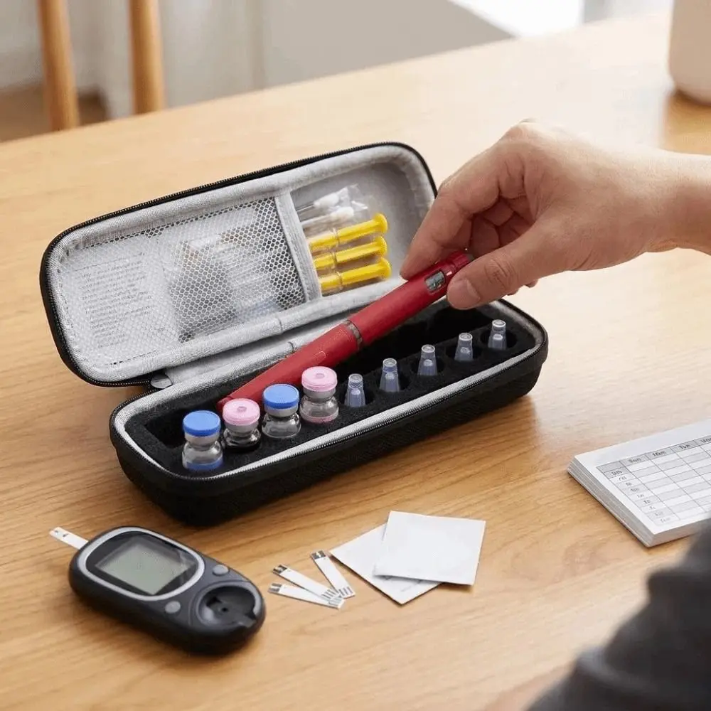 Portable 3ML Insulin Vial Storage Case Waterproof 9 Slots Insulin Vial Protector EVA Shockproof Insulin Organizer Diabetes Care
Portable 3ML Insulin Vial Storage Case Waterproof 9 Slots Insulin Vial Protector EVA Shockproof Insulin Organizer Diabetes Care