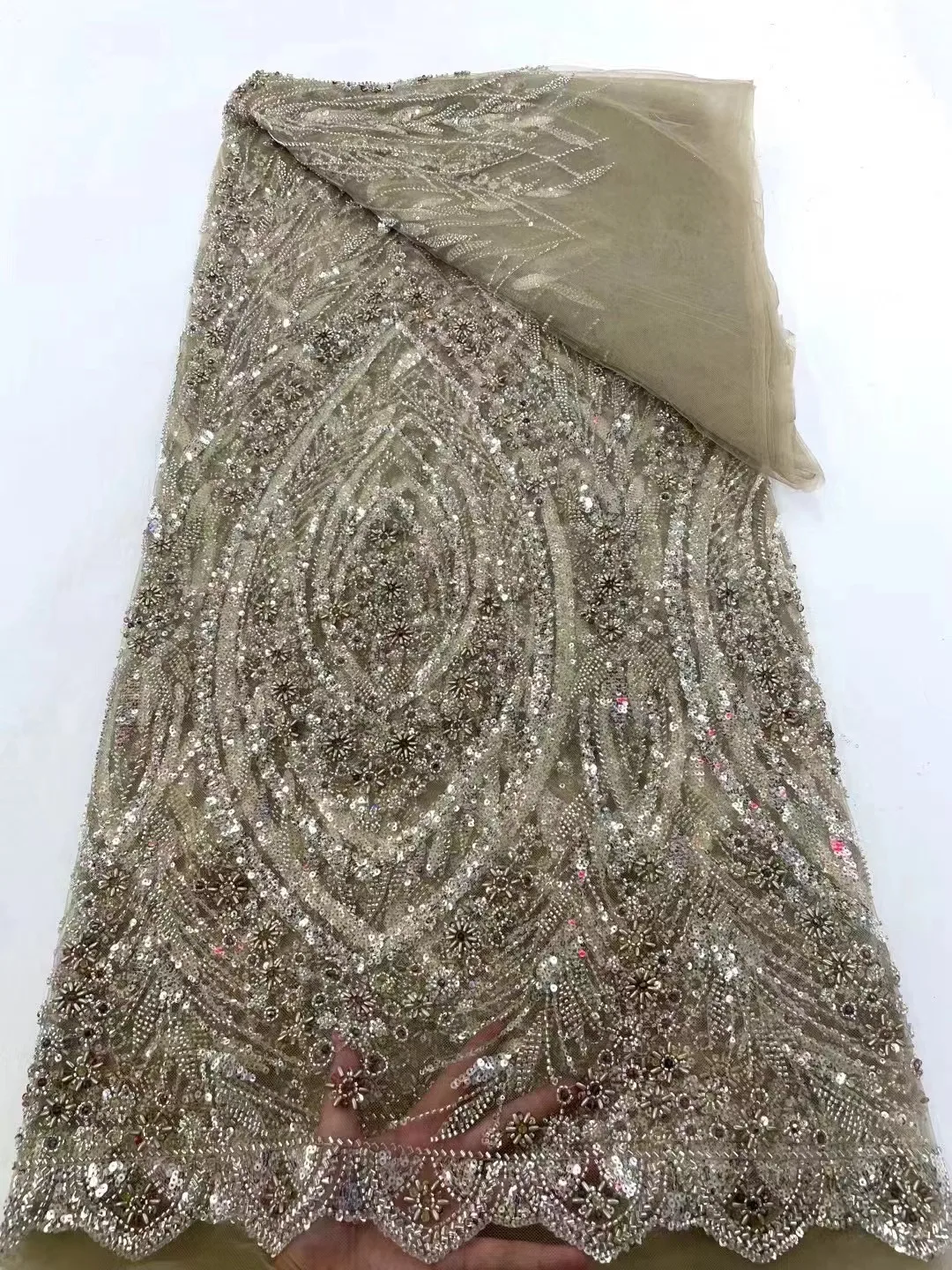 2024 Luxury African Sequins Lace Fabric Nigerian Embroidered 3D Flower Tulle Sequins Lace Fabric For Wedding Dress Sewing
2024 Luxury African Sequins Lace Fabric Nigerian Embroidered 3D Flower Tulle Sequins Lace Fabric For Wedding Dress Sewing