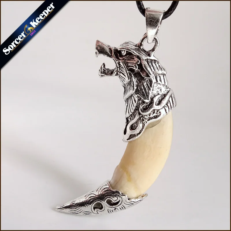 Punk Fashion Brave Men Wolf Tooth Spike Pendant Real Bone Tooth Necklace Women Men Jewelry Tooth Amulet Pendant Necklace LY902
Punk Fashion Brave Men Wolf Tooth Spike Pendant Real Bone Tooth Necklace Women Men Jewelry Tooth Amulet Pendant Necklace LY902