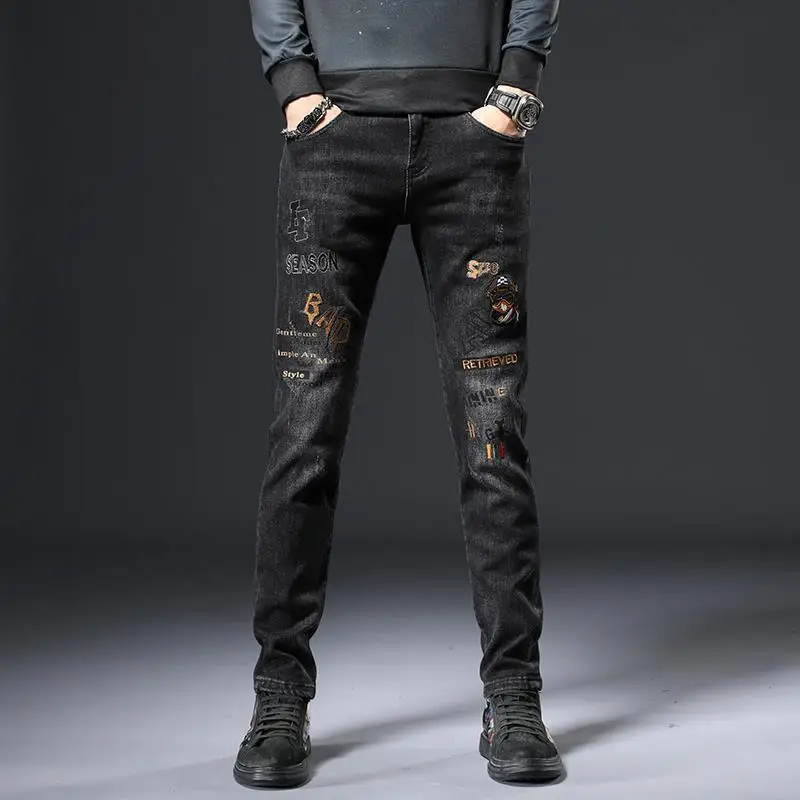 High Quality Designer Stylish Men's Slim Fit Casual Jeans with Embroidery Cowboy Print Spring Autumn Streetwear Cotton Trousers
High Quality Designer Stylish Men's Slim Fit Casual Jeans with Embroidery Cowboy Print Spring Autumn Streetwear Cotton Trousers