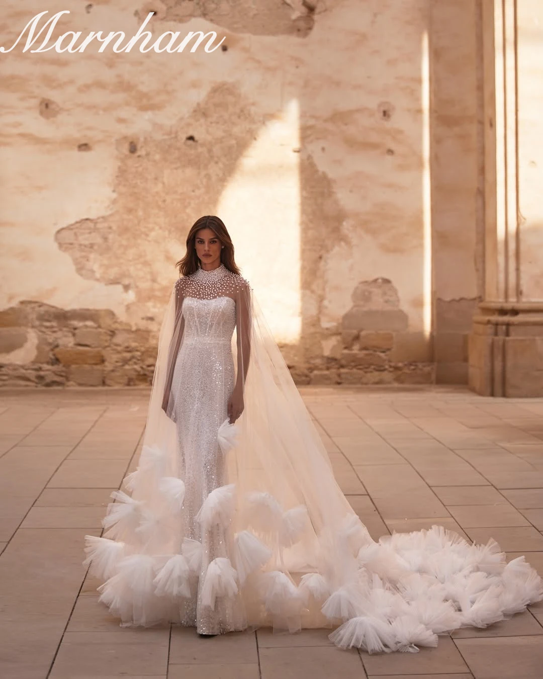 Marnham V Neck Pleat Bride Robe Illusion Mermaid Bridal Dress Sexy Pearls Wedding Gown Customized Vestido De Novia Court Train
Marnham V Neck Pleat Bride Robe Illusion Mermaid Bridal Dress Sexy Pearls Wedding Gown Customized Vestido De Novia Court Train