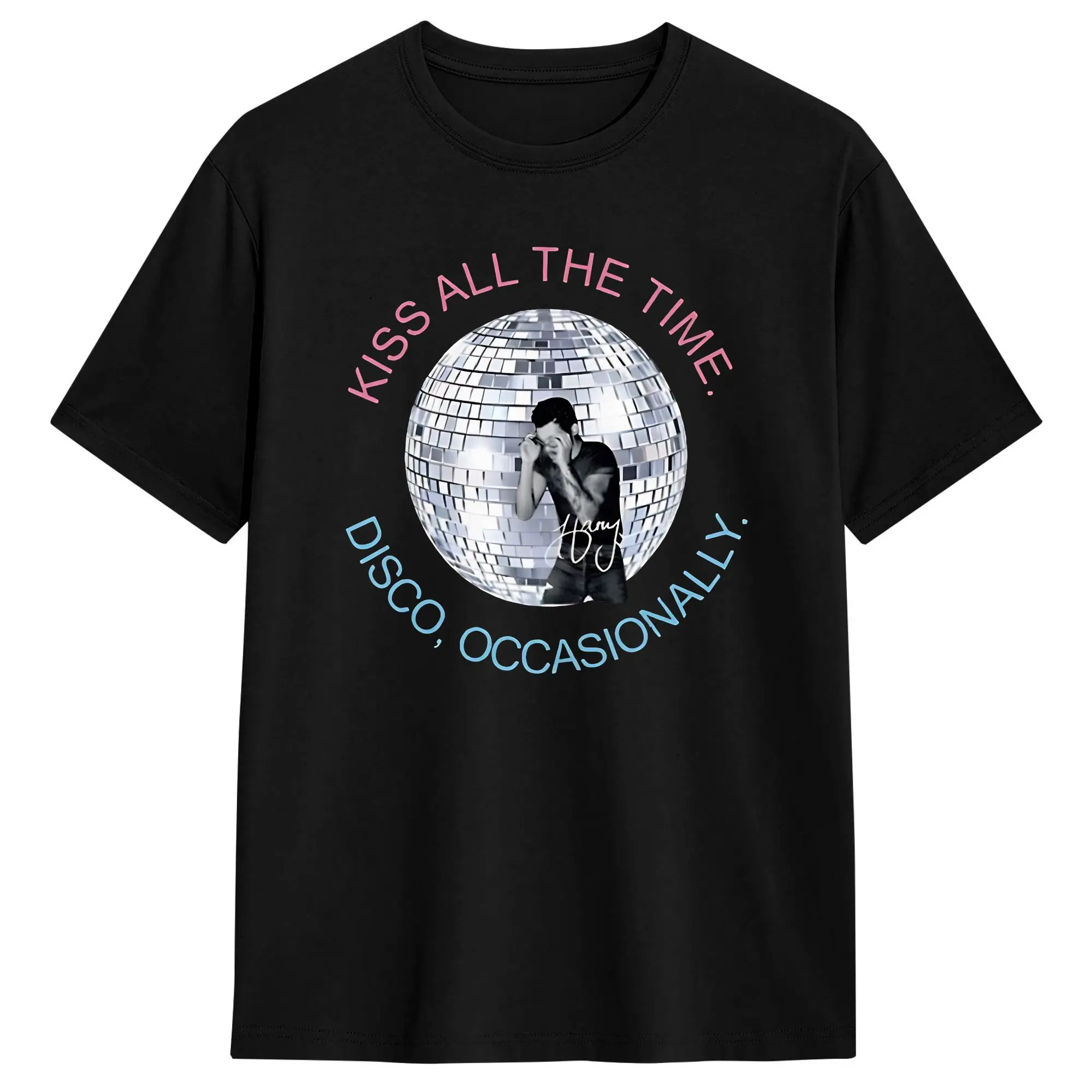Unique Harry Style Kiss All The Time Disco Occasionally Disco Ball Love On Tour T-Shirts Men Cotton T Shirt Short Sleeve Tees
Unique Harry Style Kiss All The Time Disco Occasionally Disco Ball Love On Tour T-Shirts Men Cotton T Shirt Short Sleeve Tees