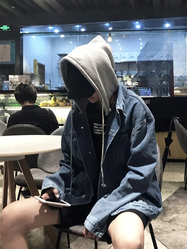 Retro American Japanese Sle Hooded Denim Jaet for Men Trendy Loose Youth Jaet Student Versatile Haome Top
Retro American Japanese Sle Hooded Denim Jaet for Men Trendy Loose Youth Jaet Student Versatile Haome Top