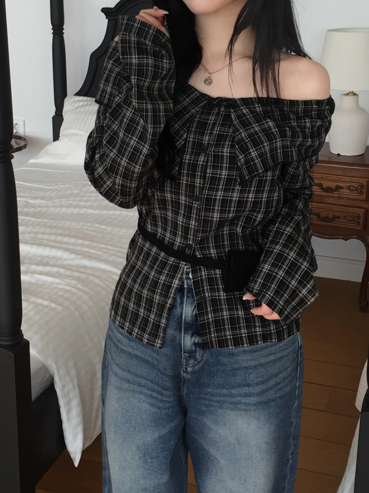 Spring Plaid irt Women's Sexy One-oulder Long Sve Slimming Top Korean Sle Commute Faion Casual Outerwear
Spring Plaid irt Women's Sexy One-oulder Long Sve Slimming Top Korean Sle Commute Faion Casual Outerwear