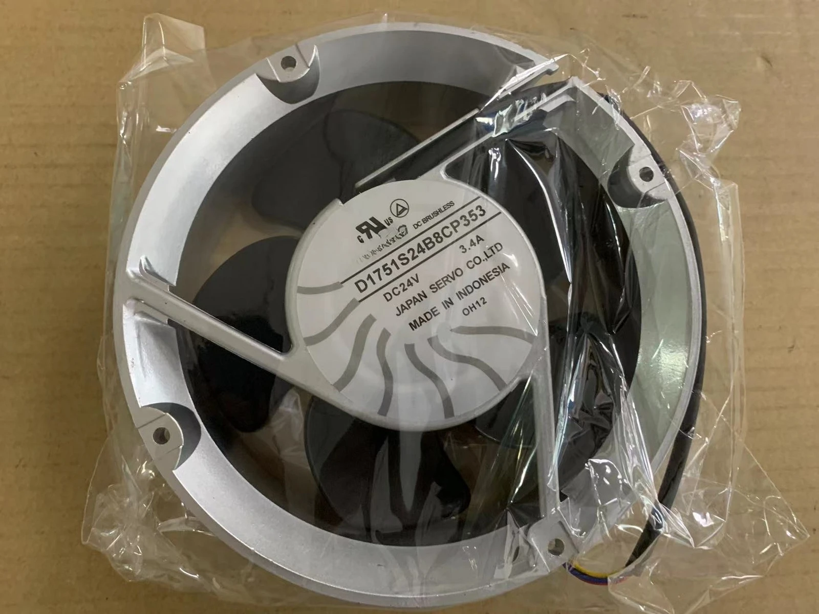 Для 1 шт. SERVO D1751S24B8CP353 ACS880 преобразователь частоты 1751 4-проводной инверторный вентилятор
Для 1 шт. SERVO D1751S24B8CP353 ACS880 преобразователь частоты 1751 4-проводной инверторный вентилятор