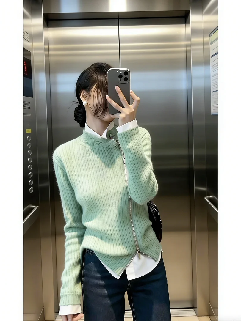 Потрясающий уникальный корейский вязаный жакет Sle Light: зимний, короткий, для ношения под одеждой, класса люкс, красивый, повседневный трикотаж
Потрясающий уникальный корейский вязаный жакет Sle Light: зимний, короткий, для ношения под одеждой, класса люкс, красивый, повседневный трикотаж