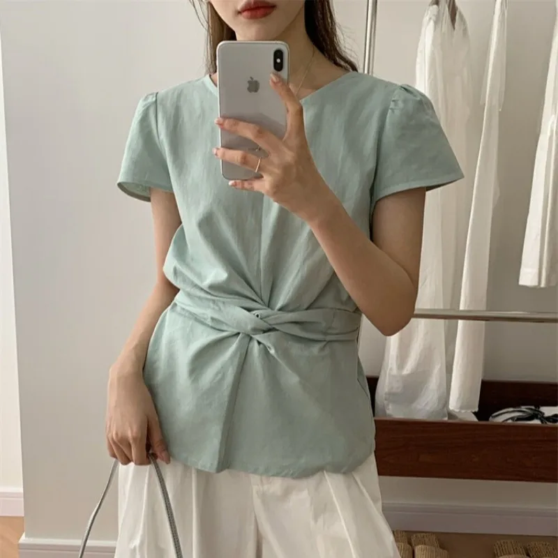 Elegant Cross Tie Design Short Sleeve Shirt Summer Chic Women's Fashion Top Quality Material Versatile Style Chinese Pr...
Elegant Cross Tie Design Short Sleeve Shirt Summer Chic Women's Fashion Top Quality Material Versatile Style Chinese Pr...