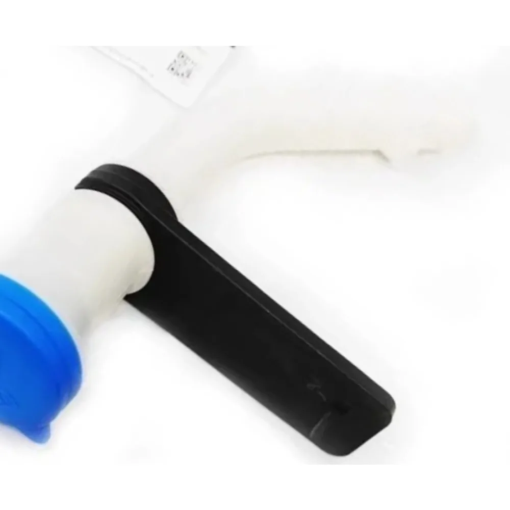 13431136-00 Genuine Wiper Spray Washer Kettle Neck Tube Glass Bottle Hose Accessories for BYD Seal Brand New Replacement Parts
13431136-00 Genuine Wiper Spray Washer Kettle Neck Tube Glass Bottle Hose Accessories for BYD Seal Brand New Replacement Parts