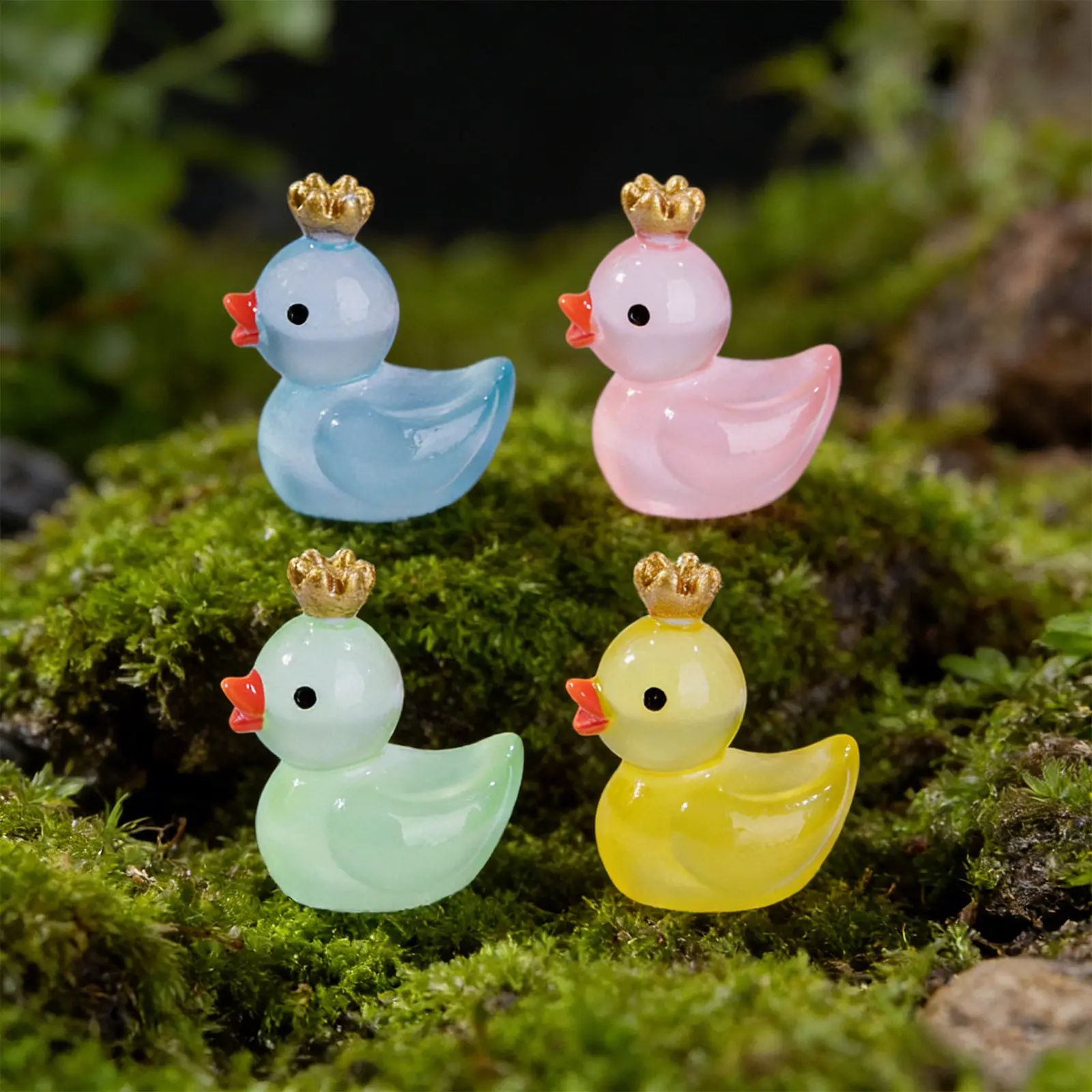 24Pcs Glow in The Dark Mini Resin Duck Luminous Craft Decoration Tiny Miniature Ducks Garden Yard Desktop Ornament
24Pcs Glow in The Dark Mini Resin Duck Luminous Craft Decoration Tiny Miniature Ducks Garden Yard Desktop Ornament