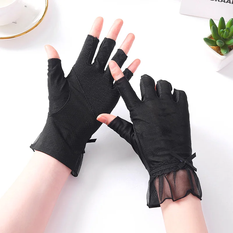 Spring Summer Half Finger ThinShoet Lace Outdoor Riding Driving Women's Sunscreen Gloves Fingerless Gloves Black Gloves
Spring Summer Half Finger ThinShoet Lace Outdoor Riding Driving Women's Sunscreen Gloves Fingerless Gloves Black Gloves