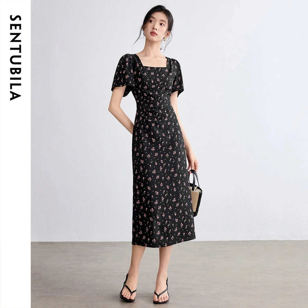 SENTUBILA French Floral Summer Dresses for Women 2026 New Elegant Tie Square Neck Slim Waist Short Sleeve Print Dress 152LO3360
SENTUBILA French Floral Summer Dresses for Women 2026 New Elegant Tie Square Neck Slim Waist Short Sleeve Print Dress 152LO3360