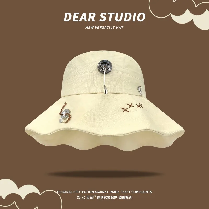 Korean Design Metal Small Decorative Button Bucket Hats for Women Summer Travel Sunscreen Versatile Personality Men's Caps
Korean Design Metal Small Decorative Button Bucket Hats for Women Summer Travel Sunscreen Versatile Personality Men's Caps