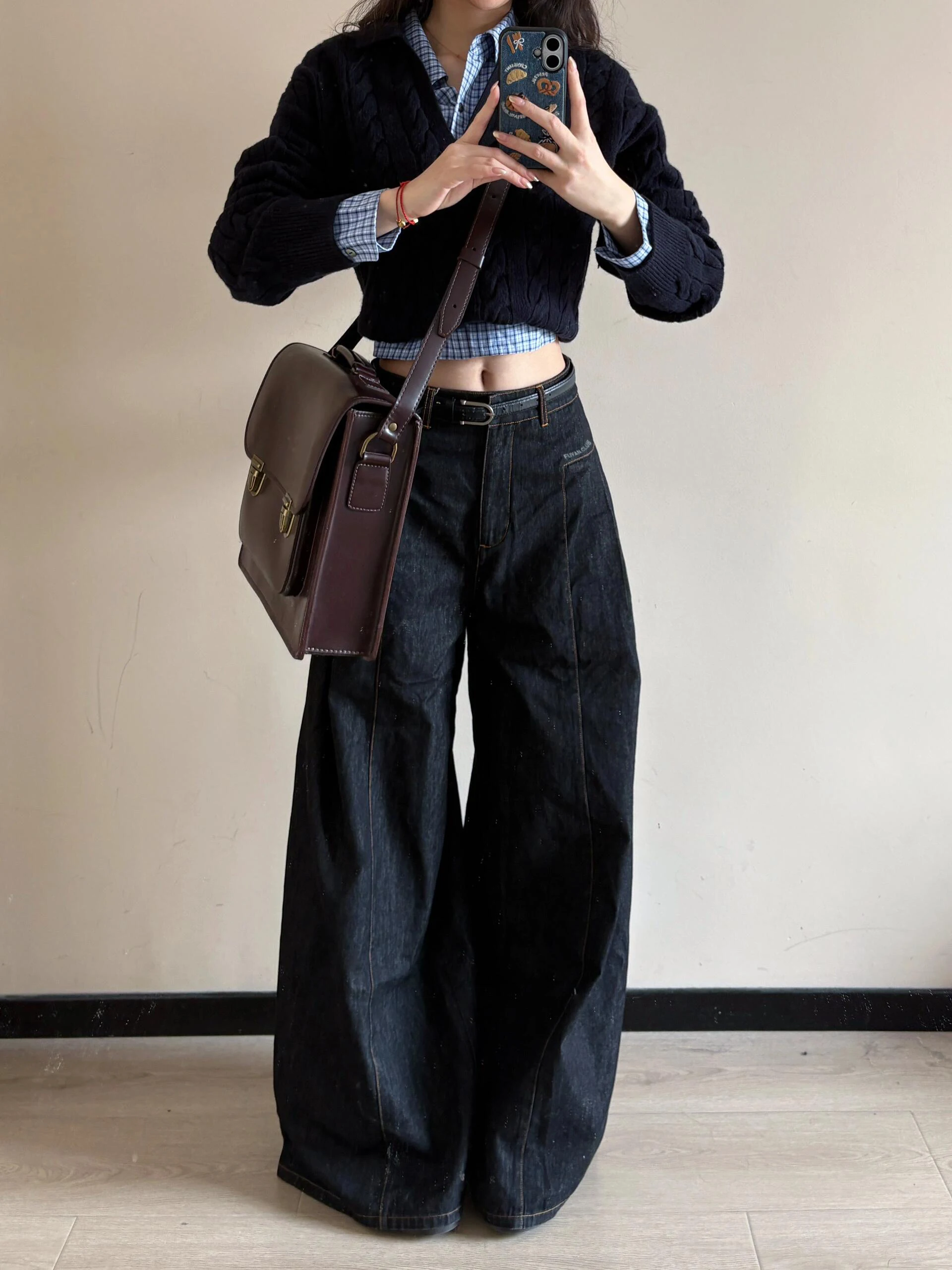 High Waist Loose Fit Black Denim Jeans Women's Spring 2025 New American Retro Style Wide Leg Pants Casual High Waist Jeans
High Waist Loose Fit Black Denim Jeans Women's Spring 2025 New American Retro Style Wide Leg Pants Casual High Waist Jeans