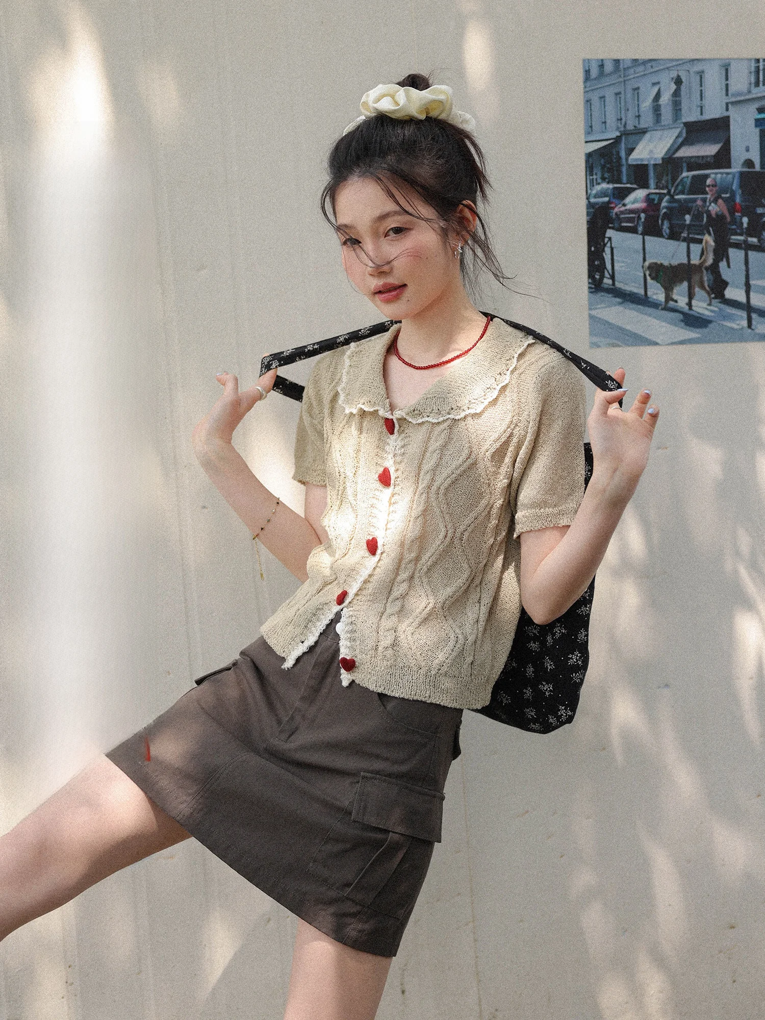Kaki Color Doll Collar Heart Button Short Sleeve Knitted Sweater Women Summer New Thin Beautiful Top Mixd Brand Color Match
Kaki Color Doll Collar Heart Button Short Sleeve Knitted Sweater Women Summer New Thin Beautiful Top Mixd Brand Color Match
