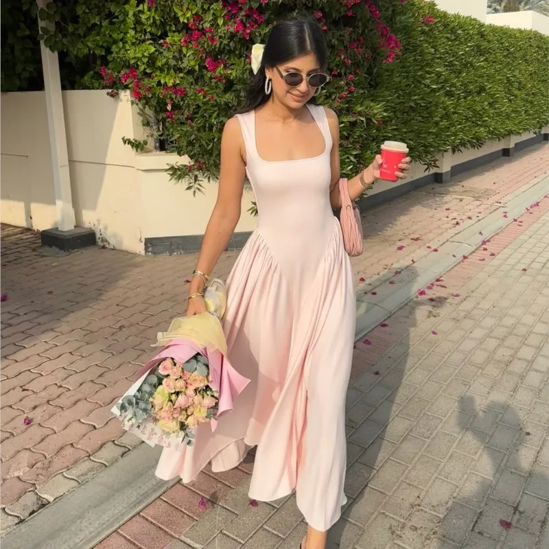2025 Summer New European And American Style Solid A-line Pink Strap Dress Fashion Elegant Square Collar Women Summer Long Dress
2025 Summer New European And American Style Solid A-line Pink Strap Dress Fashion Elegant Square Collar Women Summer Long Dress