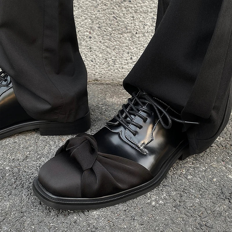 Silk Derby leather shoes men's new style fashionable European and American niche bow design couple commuting dress wedding shoes 
Silk Derby leather shoes men's new style fashionable European and American niche bow design couple commuting dress wedding shoes