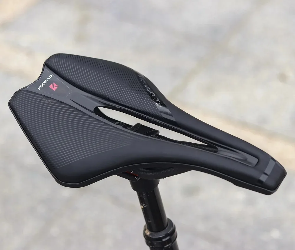 Dimension 143 Carbon Saddle Ultralight 120g Breathable Comfortable Seat Cushion Bike Racing Saddle Carbon Rails
Dimension 143 Carbon Saddle Ultralight 120g Breathable Comfortable Seat Cushion Bike Racing Saddle Carbon Rails