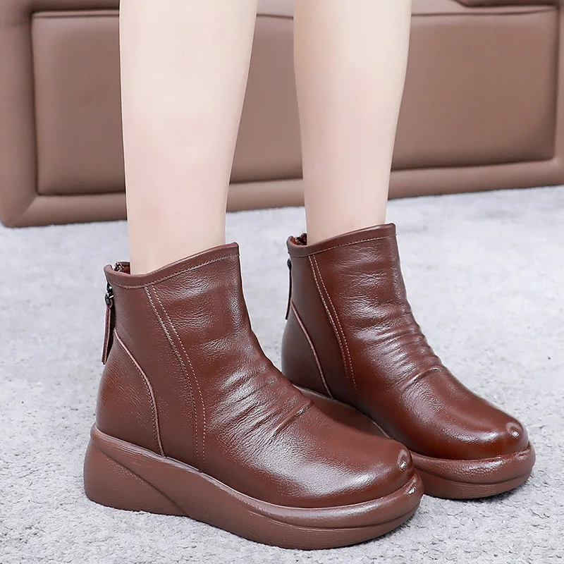 GKTINOO 2025 женские зимние ботинки из 100% натуральной шерсти, короткие ботинки на платформе и меху для женщин, зимняя теплая обувь
GKTINOO 2025 женские зимние ботинки из 100% натуральной шерсти, короткие ботинки на платформе и меху для женщин, зимняя теплая обувь