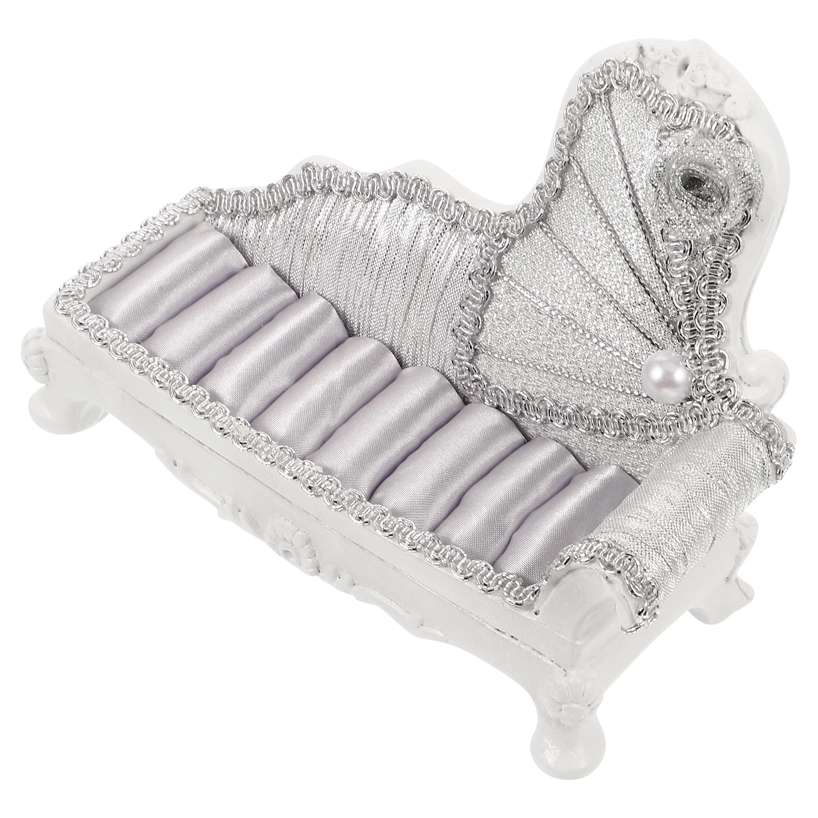 Earring Display Stands for Selling Necklace Jewelry Fabric Organizer Resin Princess Model Sofa Silver Pattern Decor
Earring Display Stands for Selling Necklace Jewelry Fabric Organizer Resin Princess Model Sofa Silver Pattern Decor
