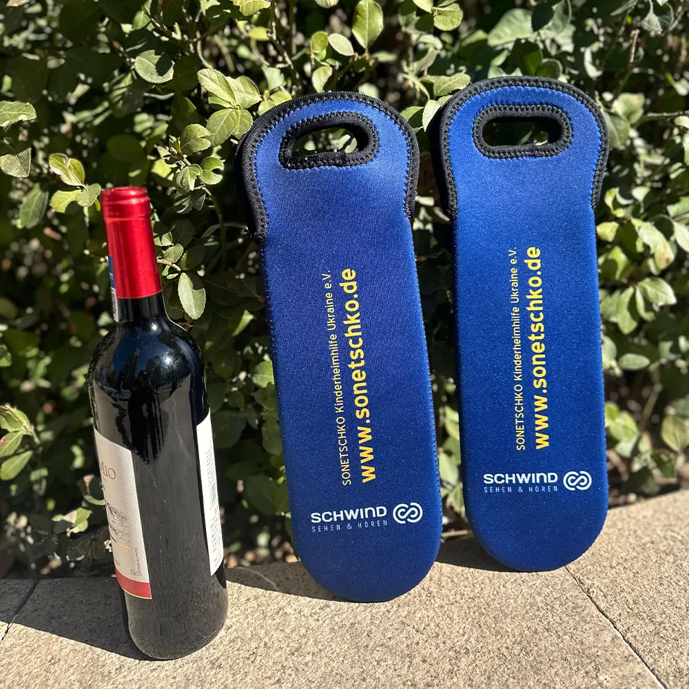100pcs Custom Your Logo Wine Bag Reusable 750ml Wine Tote Carrier Champagne Beer Gift Bags Carrier for Birthday Bridal Showers
100pcs Custom Your Logo Wine Bag Reusable 750ml Wine Tote Carrier Champagne Beer Gift Bags Carrier for Birthday Bridal Showers