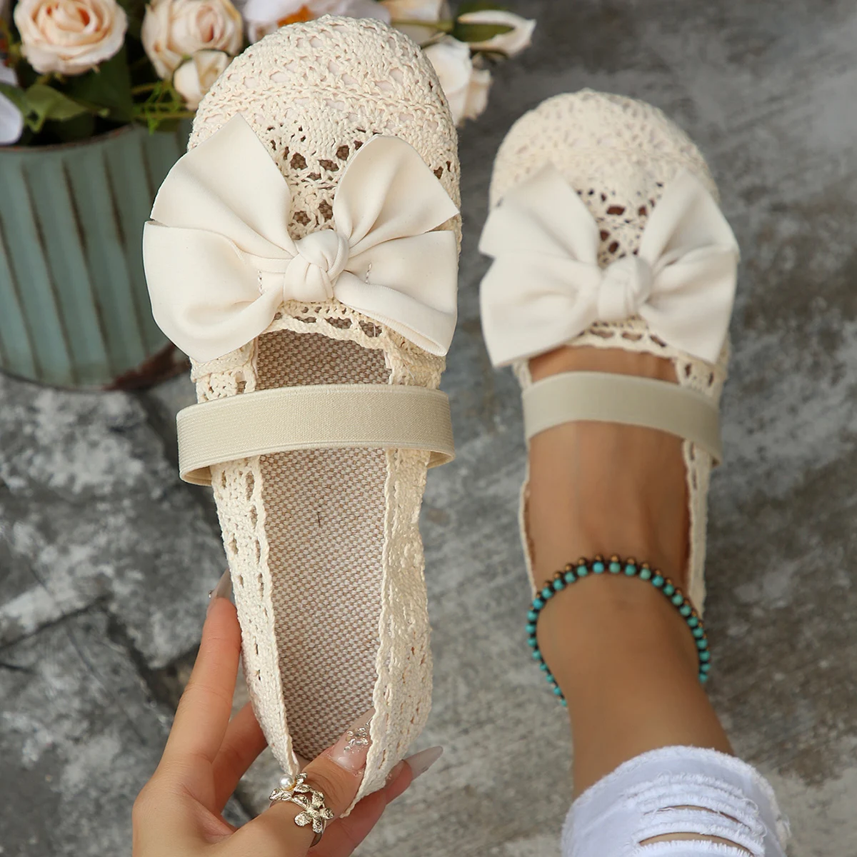 Shoes Women 2025 Summer Round Toe Embroidered Lace Shoes Mesh Loafers Women's Mom Flat Shoes Bretaheble Slip on Ballerina Flats
Shoes Women 2025 Summer Round Toe Embroidered Lace Shoes Mesh Loafers Women's Mom Flat Shoes Bretaheble Slip on Ballerina Flats