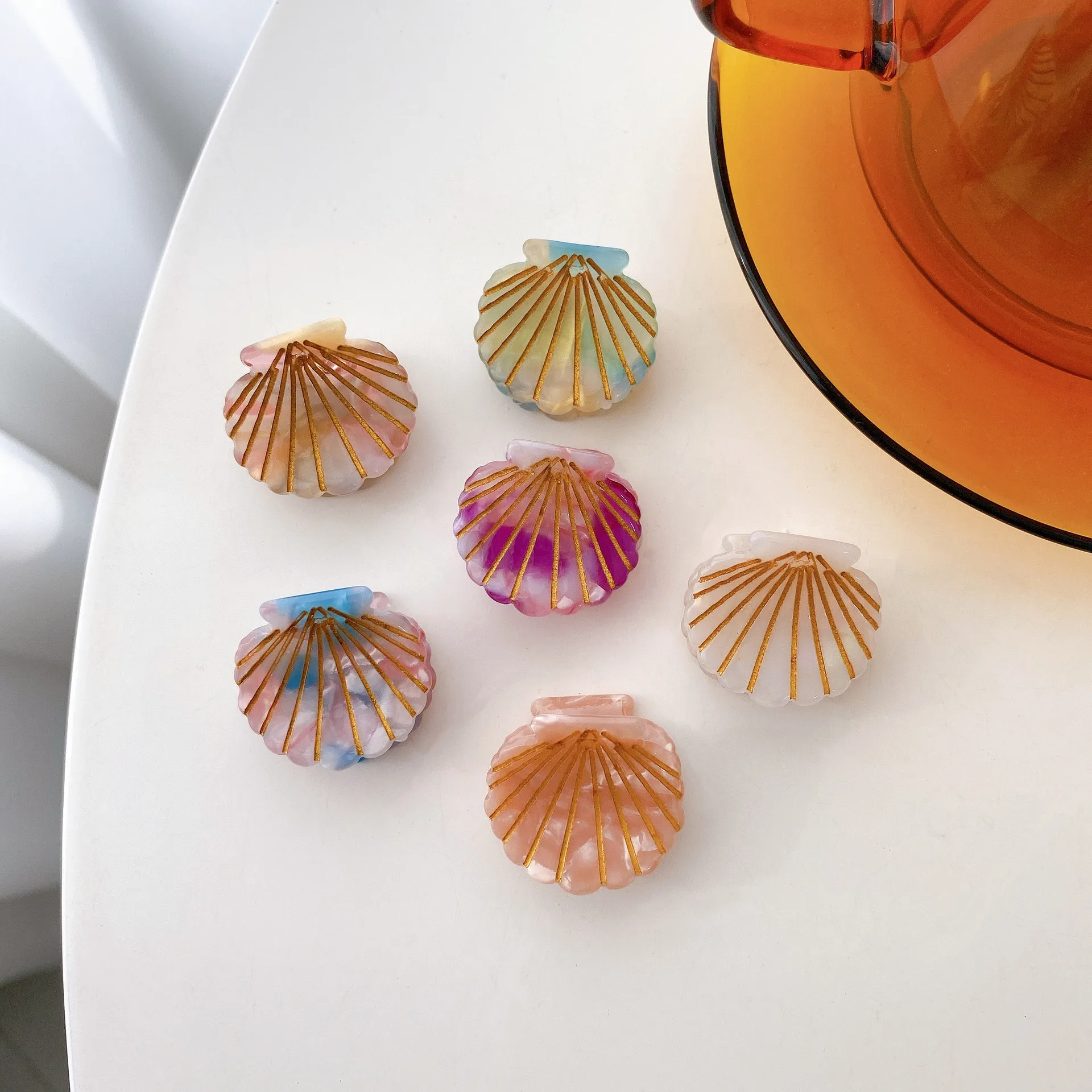 Cute Acetate Shell Hair Claws Hairwear For Girl Sweet Fashion Mini Shark Clip Hair Clips Claw Clip Trendy Hair Accessories
Cute Acetate Shell Hair Claws Hairwear For Girl Sweet Fashion Mini Shark Clip Hair Clips Claw Clip Trendy Hair Accessories