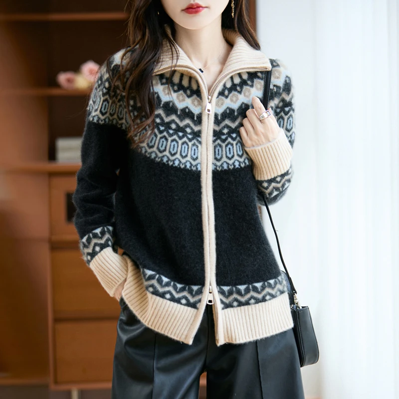 Women Cardigan Wool High Collar thick Sweater Zipper Autumn Winter Cashmere Soft Warm Turtleneck jacquard Knitted Coat Loose Top
Women Cardigan Wool High Collar thick Sweater Zipper Autumn Winter Cashmere Soft Warm Turtleneck jacquard Knitted Coat Loose Top