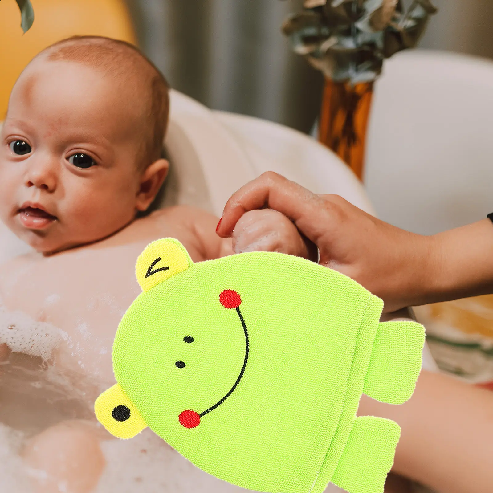 Набор из 3 мультяшных мочалок-рукавиц для душа, двусторонние, для отшелушивания и очищения кожи, аксессуары для ванны с функцией пенообразования
Набор из 3 мультяшных мочалок-рукавиц для душа, двусторонние, для отшелушивания и очищения кожи, аксессуары для ванны с функцией пенообразования