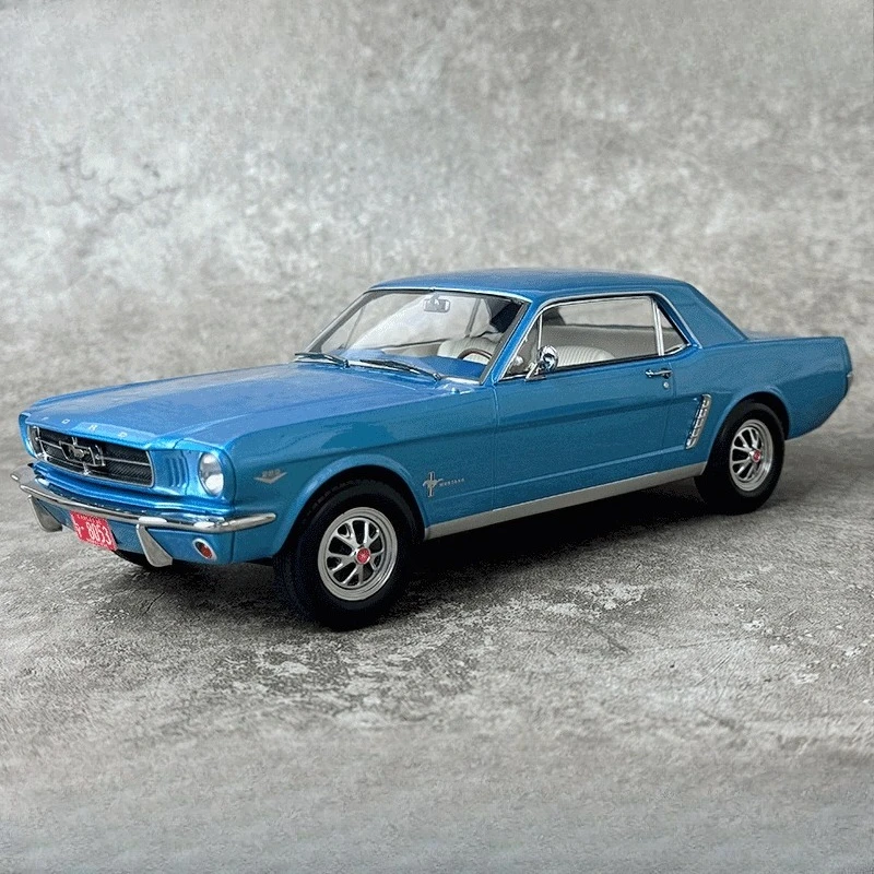 1:18 1965 Mustang Coupe car Simulation Diecast Car Metal Alloy Model Car Children's toys collection gifts
1:18 1965 Mustang Coupe car Simulation Diecast Car Metal Alloy Model Car Children's toys collection gifts