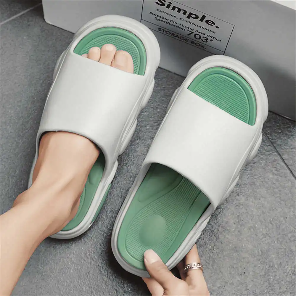 Мужские летние домашние тапочки-сандалии размера 45, нескользящие, брендовые, высококачественные, коллекция Lofer, для спорта и отдыха
Мужские летние домашние тапочки-сандалии размера 45, нескользящие, брендовые, высококачественные, коллекция Lofer, для спорта и отдыха