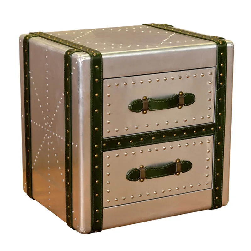 Nostalgic retro double pumping cabinet box aluminum leather edge few corners
Nostalgic retro double pumping cabinet box aluminum leather edge few corners