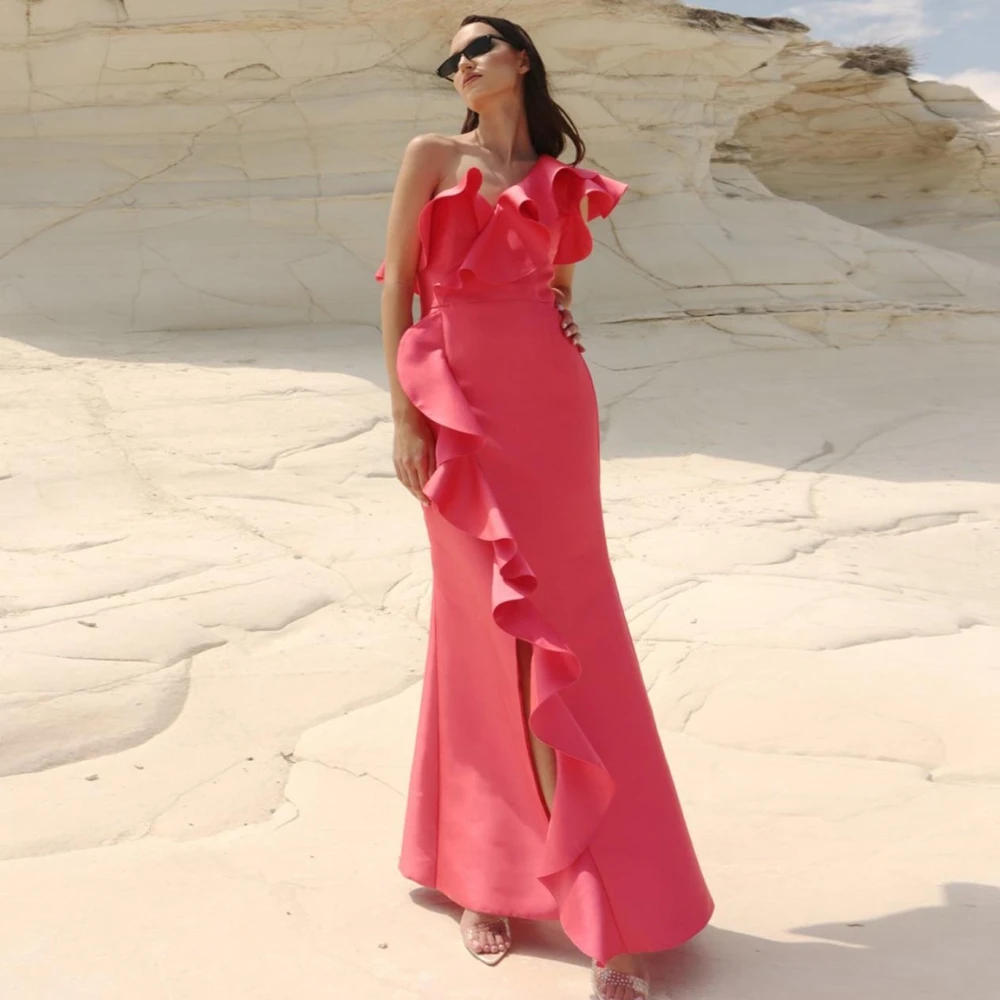 One Shoulder Ruffled Long Evenng Dress With Slit Sleeveless Pink Elegant Floor Length Prom Dress Simple Matte Satin Gown
One Shoulder Ruffled Long Evenng Dress With Slit Sleeveless Pink Elegant Floor Length Prom Dress Simple Matte Satin Gown