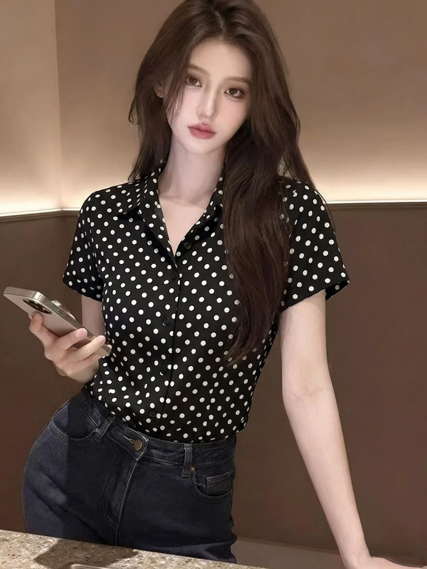 2026 Summer Polka Dot Shirt Women's Fashionable Versatile Short Sleeve Elegant Design Commute Style Korean Version Straight Cut
2026 Summer Polka Dot Shirt Women's Fashionable Versatile Short Sleeve Elegant Design Commute Style Korean Version Straight Cut