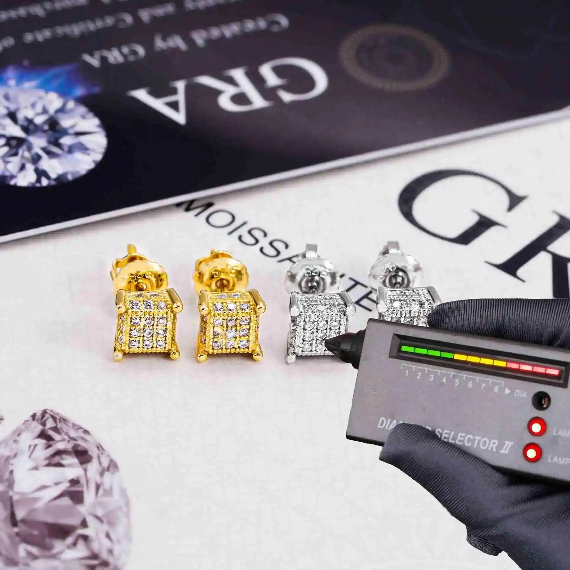 Customize Classic Diamond VVS1 D Color Moissanite Earrings 925 Sterling Silver with 18k White Gold Wholesale at Factory Price
Customize Classic Diamond VVS1 D Color Moissanite Earrings 925 Sterling Silver with 18k White Gold Wholesale at Factory Price
