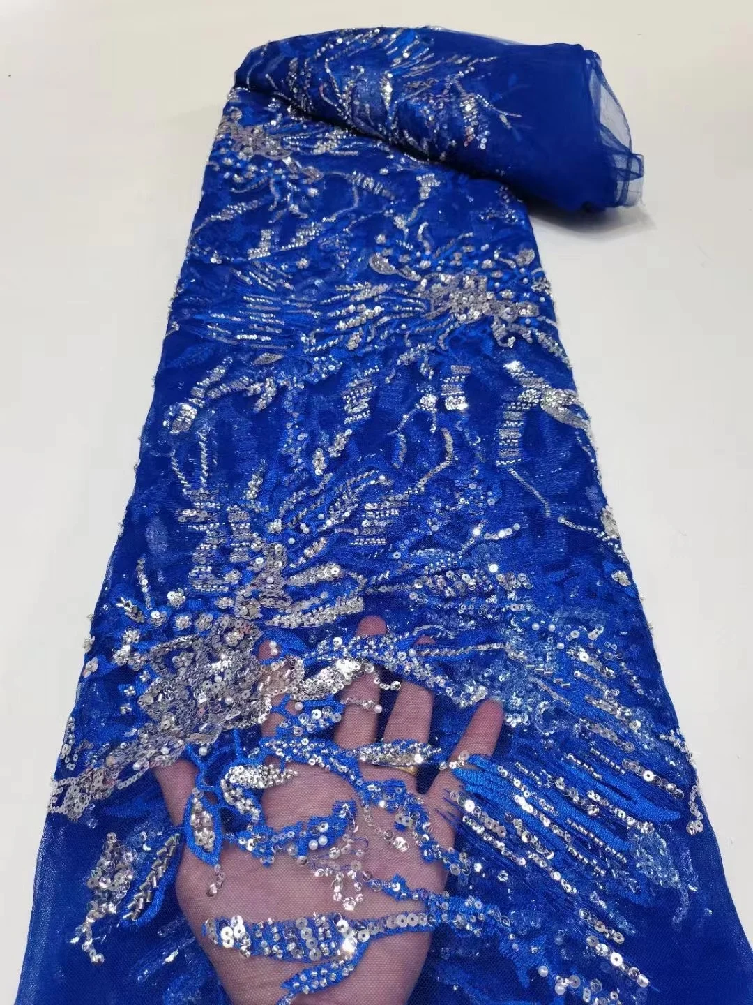 Latest African Sequins Lace Fabric With Beads Embroidery French Mesh Sequins Beaded Lace Fabric Nigerian Tulle Lace For Party
Latest African Sequins Lace Fabric With Beads Embroidery French Mesh Sequins Beaded Lace Fabric Nigerian Tulle Lace For Party