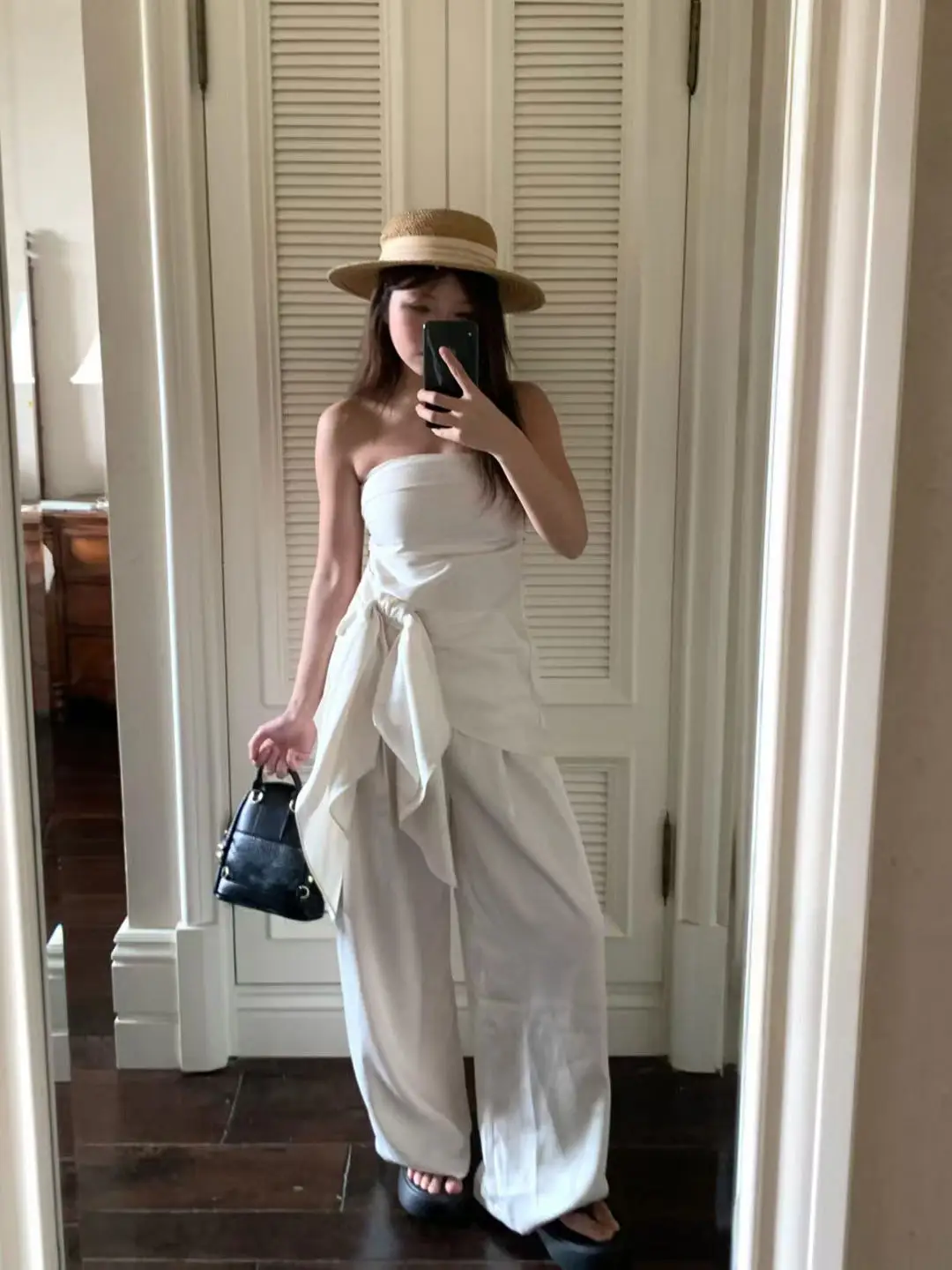 Casual Wide Leg Pants One Shoulder Top Commute Style Women's Set Summer Slimming Fashion Ensemble High Waist Trousers
Casual Wide Leg Pants One Shoulder Top Commute Style Women's Set Summer Slimming Fashion Ensemble High Waist Trousers