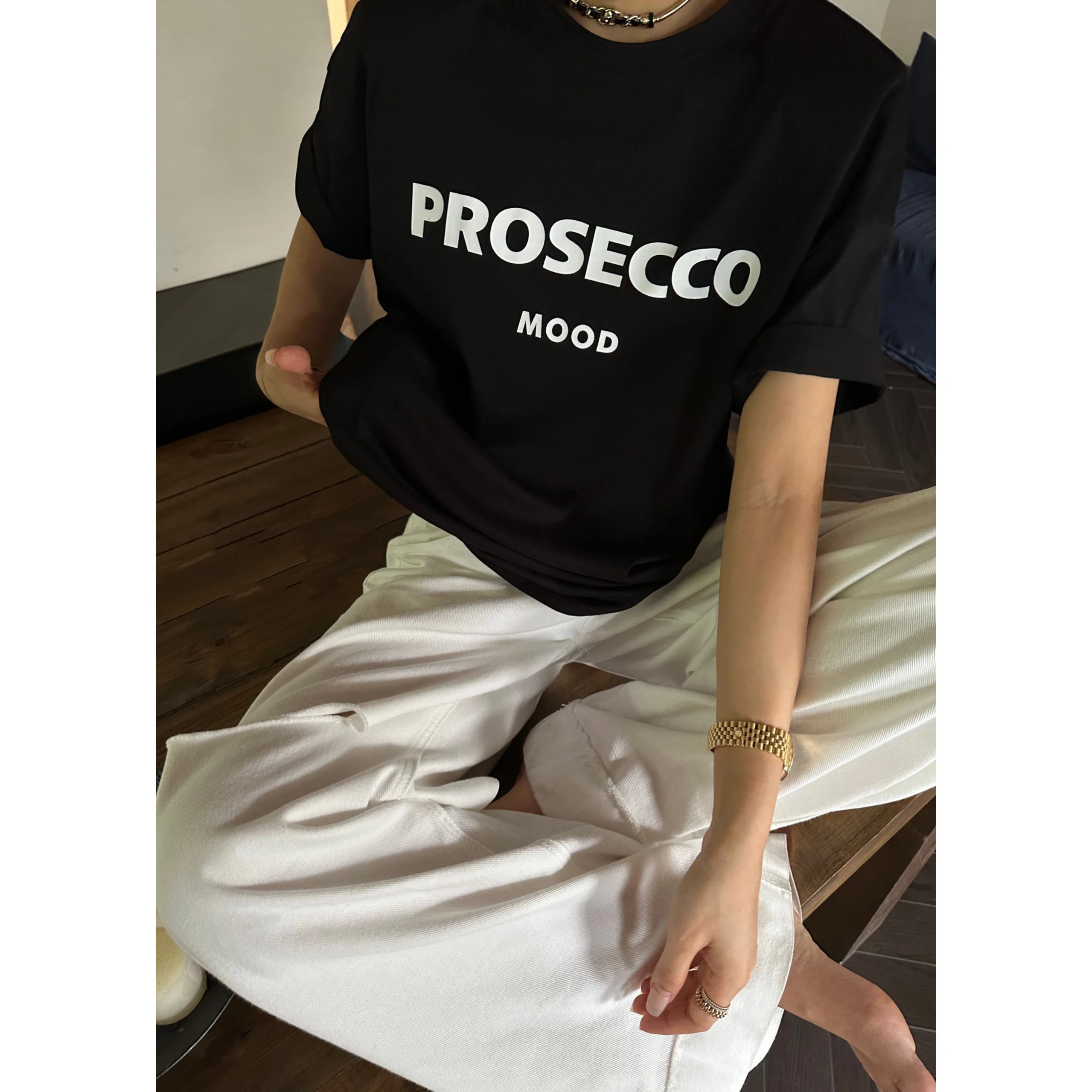 Dongdaemun, South Korea 2025 Summer New American Casual Round Neck Loose Letter Printing Short-sleeved T-shirt Women 
Dongdaemun, South Korea 2025 Summer New American Casual Round Neck Loose Letter Printing Short-sleeved T-shirt Women