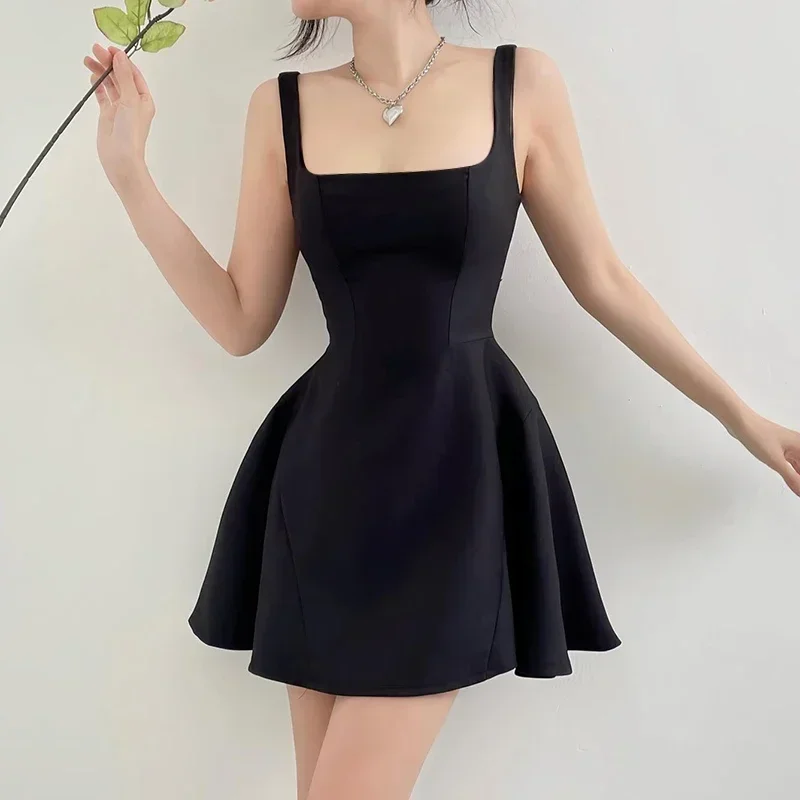 Women Elegant Slim Sleeveless Mini Dresses Sexy black Square NeckSuspender Dress 2024 Chic Summer Elegant Ladies clothing
Women Elegant Slim Sleeveless Mini Dresses Sexy black Square NeckSuspender Dress 2024 Chic Summer Elegant Ladies clothing