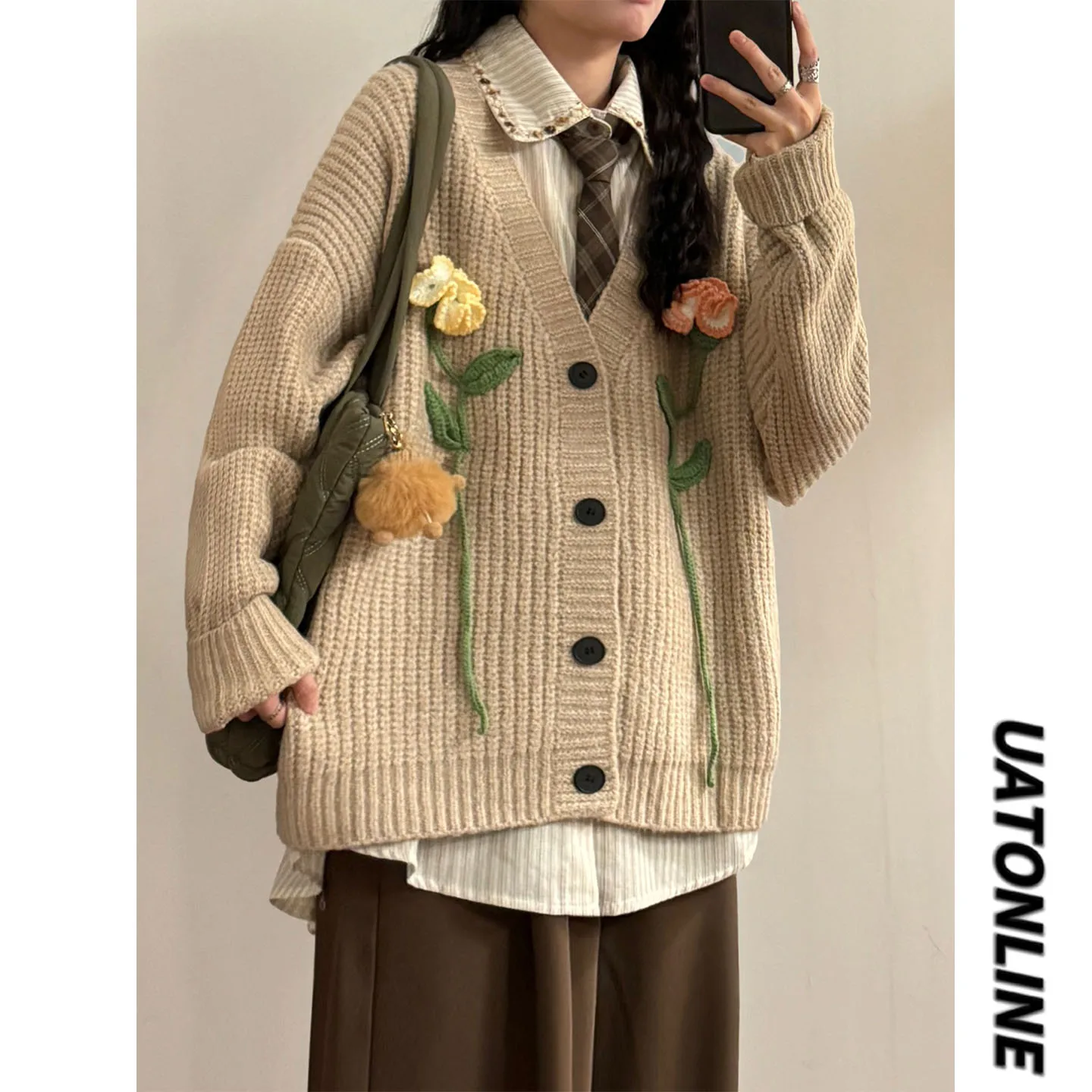 UATONLINE Осенне-зимний вязаный кардиган ручной работы с 3D-вышивкой цветов, женский, с V-образным вырезом, уличный стиль, свободный крой, длинный рукав
UATONLINE Осенне-зимний вязаный кардиган ручной работы с 3D-вышивкой цветов, женский, с V-образным вырезом, уличный стиль, свободный крой, длинный рукав