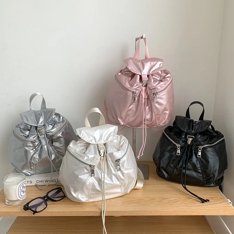 Women Casual Backpack Fashion Student Large Capacity Big School Bags Multi Pocket Zipper High-end Outdoor Simple Solid Color
Women Casual Backpack Fashion Student Large Capacity Big School Bags Multi Pocket Zipper High-end Outdoor Simple Solid Color