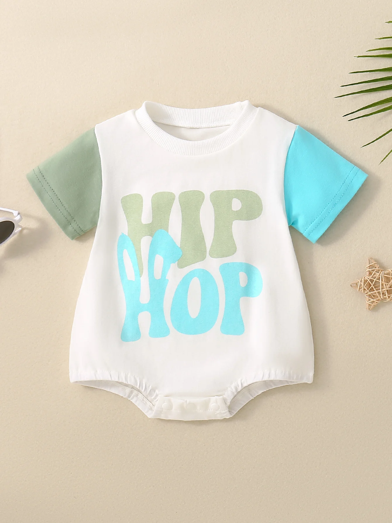 Комбинезон с короткими рукавами и буквенным принтом для маленьких мальчиков, одежда для малышей с треугольным дизайном, комбинезон для малышей
Комбинезон с короткими рукавами и буквенным принтом для маленьких мальчиков, одежда для малышей с треугольным дизайном, комбинезон для малышей