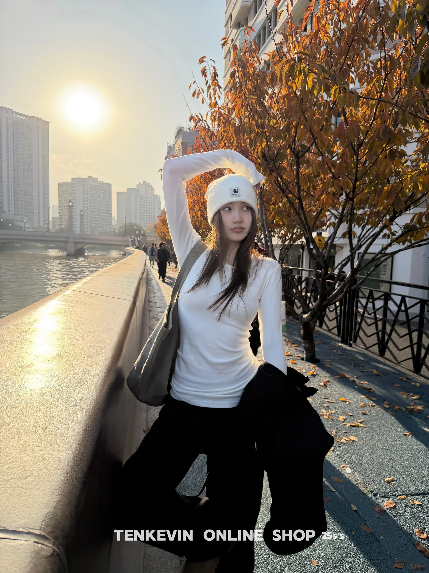 Женская футболка Slim Fit с длинным рукавом, круглым вырезом, из хлопкового бленда, повседневная, базовая, с начесом
Женская футболка Slim Fit с длинным рукавом, круглым вырезом, из хлопкового бленда, повседневная, базовая, с начесом