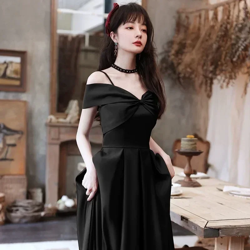 New No. 26 small lady temperament high-end luxury banquet toast dress evening dress
New No. 26 small lady temperament high-end luxury banquet toast dress evening dress