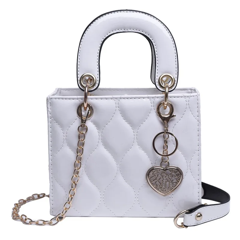 Patent Leather Bright Bread Female Diamond Lattice Embroidery Line Handbag 2025 New Chain Fashion Single Shoulder Crossbody Bags
Patent Leather Bright Bread Female Diamond Lattice Embroidery Line Handbag 2025 New Chain Fashion Single Shoulder Crossbody Bags