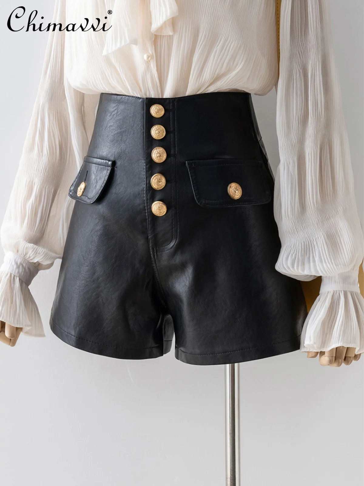 Black Pu Leather Pants Women 2024 Spring Summer Metal Button Pocket High Waist A- line Casual Wide-Leg Shorts For Cool Girl
Black Pu Leather Pants Women 2024 Spring Summer Metal Button Pocket High Waist A- line Casual Wide-Leg Shorts For Cool Girl