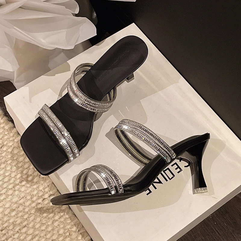 New Sandals Women Crystal Slippers Luxury High Heels Shoes Woman Summer 2026 Fashion Beach Pumps Casual Flip Flops Mujer Slides
New Sandals Women Crystal Slippers Luxury High Heels Shoes Woman Summer 2026 Fashion Beach Pumps Casual Flip Flops Mujer Slides