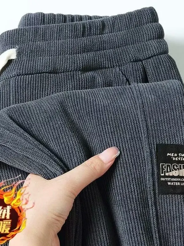 Мужские повседневные брюки на флисовой подкладке, свободного кроя, удобные, теплые, спортивные, осенне-зимние, вельветовые, свободные леггинсы
Мужские повседневные брюки на флисовой подкладке, свободного кроя, удобные, теплые, спортивные, осенне-зимние, вельветовые, свободные леггинсы