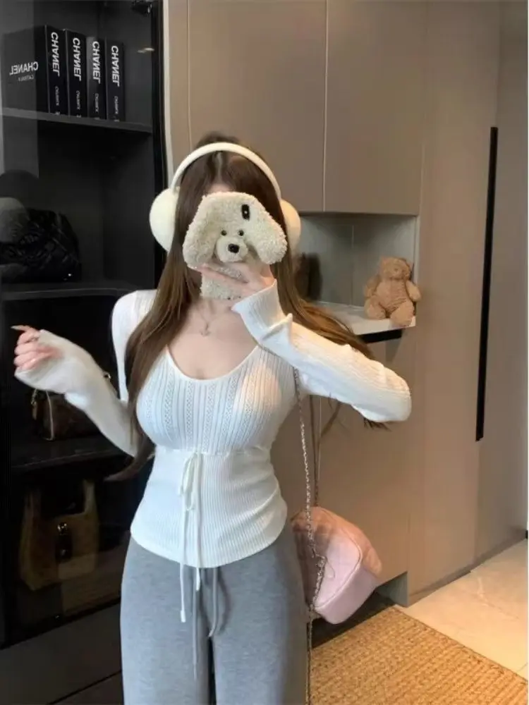 Chic Korean Style Women's Long Sleeve Knitted Sweater Slimming Waist Tie Spring Early 2026 New Fashion Inner Wear Top
Chic Korean Style Women's Long Sleeve Knitted Sweater Slimming Waist Tie Spring Early 2026 New Fashion Inner Wear Top