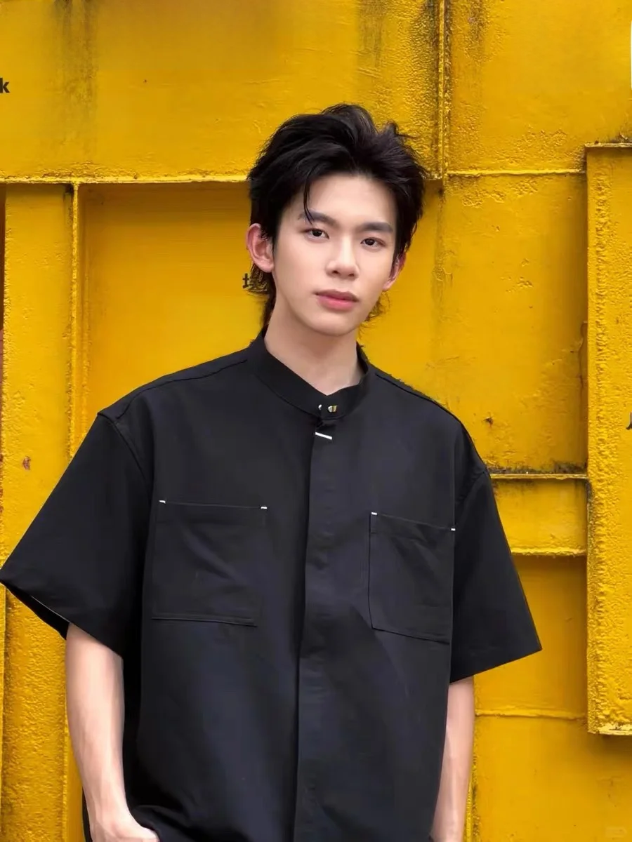 Новый китайский мужской ort Sve irt, летний свадебный и помолвочный воротник-стойка Five f Sve на пуговицах, повседневная мода
Новый китайский мужской ort Sve irt, летний свадебный и помолвочный воротник-стойка Five f Sve на пуговицах, повседневная мода